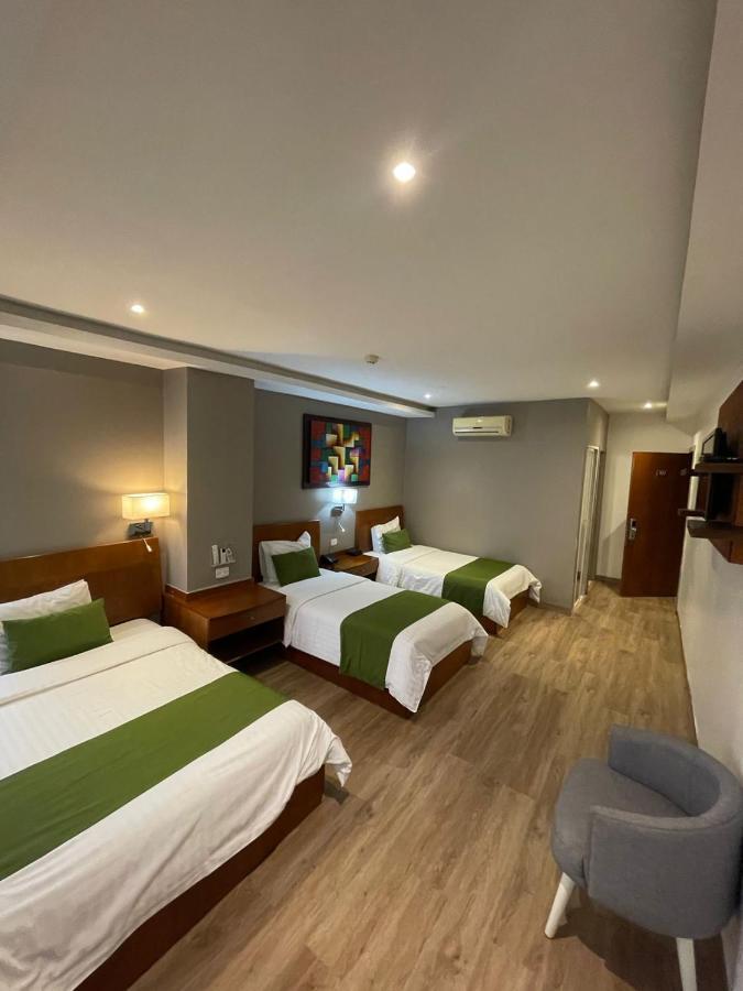 Hotel Plaza Monte Carlo Guayaquil Buitenkant foto