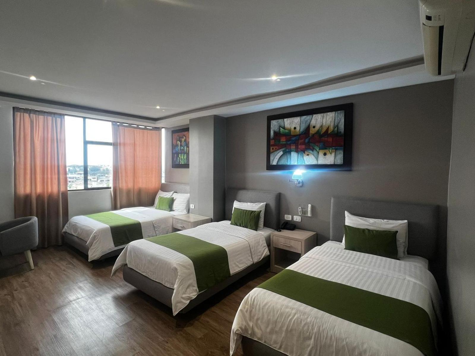 Hotel Plaza Monte Carlo Guayaquil Buitenkant foto